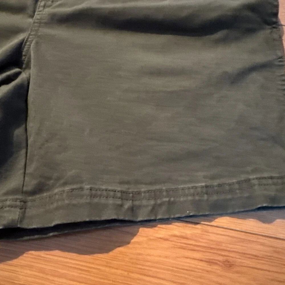 Good Threads Men’s Pull-On Stretch Canvas Short Khaki Green Large